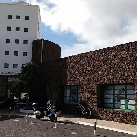 Tuscan Mit Meerblick Und Terrasse Daire